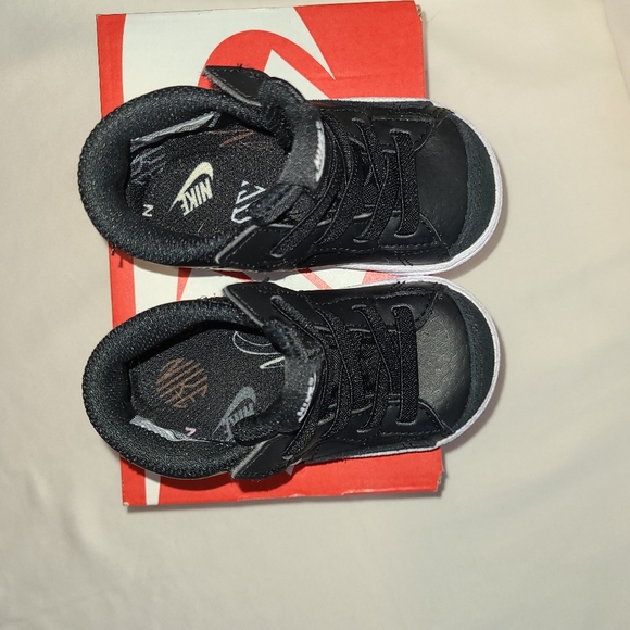 NIKE Blazer Mid '77 SE2 (TD) SIZE 5c - Picture 8 of 16